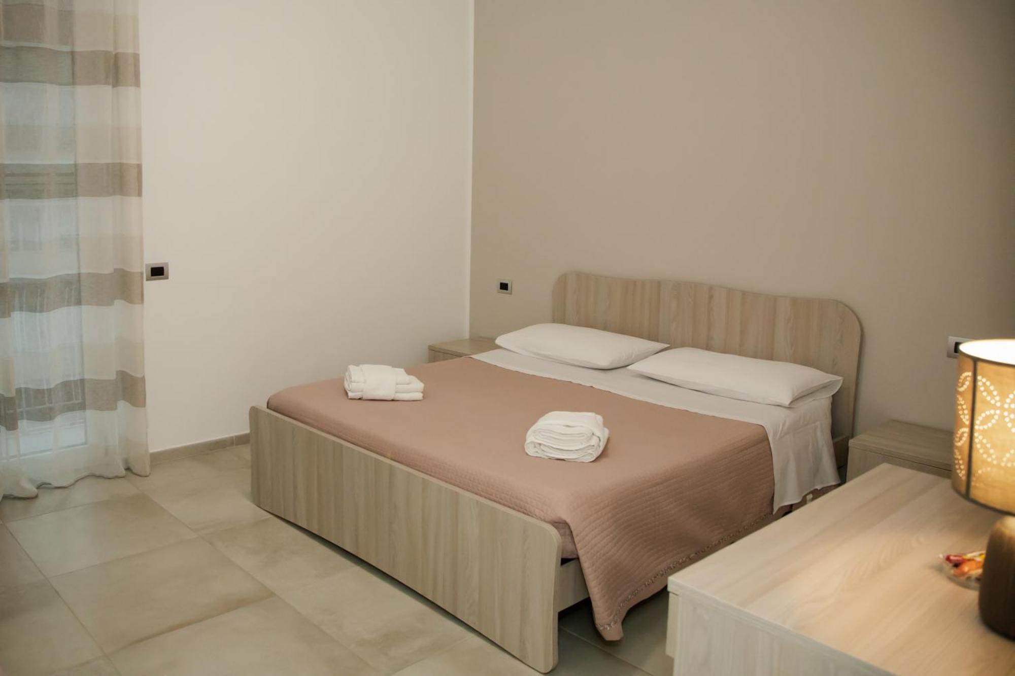 La Bella Salernitana Bed and Breakfast Salerno Eksteriør billede