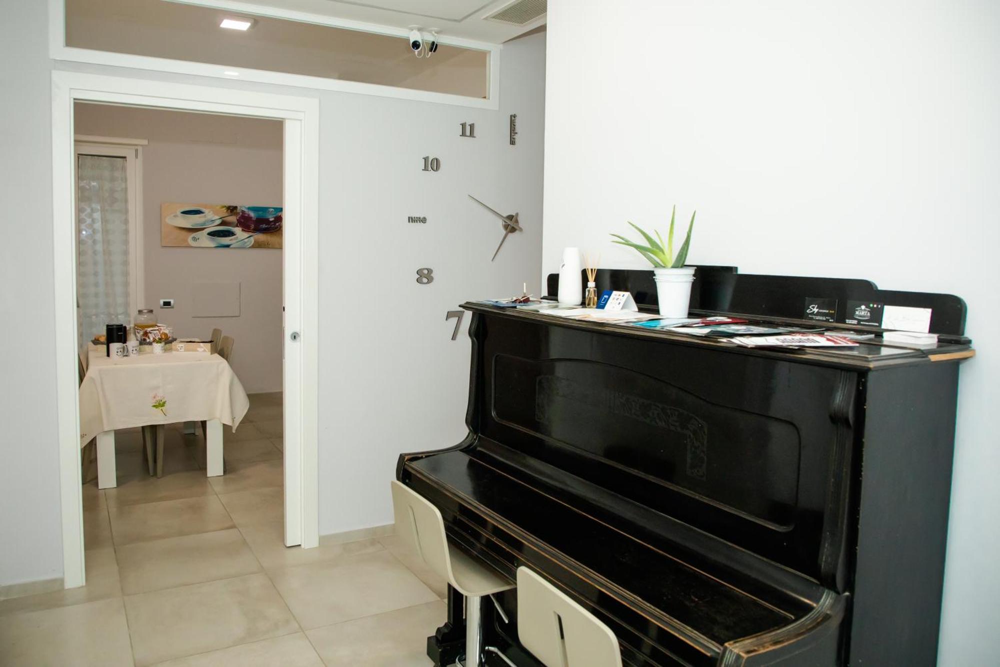 La Bella Salernitana Bed and Breakfast Salerno Eksteriør billede